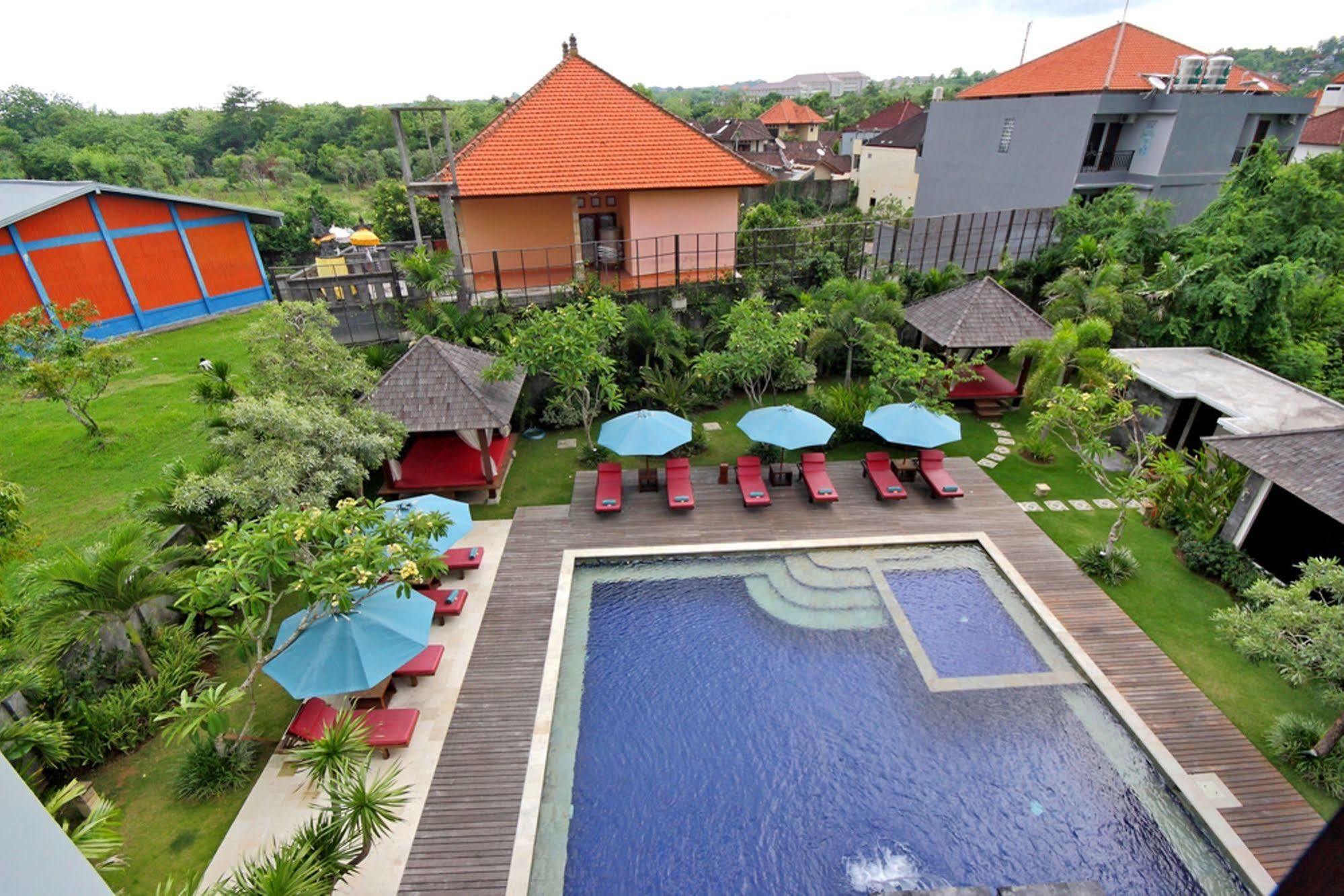 Capital O 2114 Grand Jimbaran Boutique Hotel المظهر الخارجي الصورة