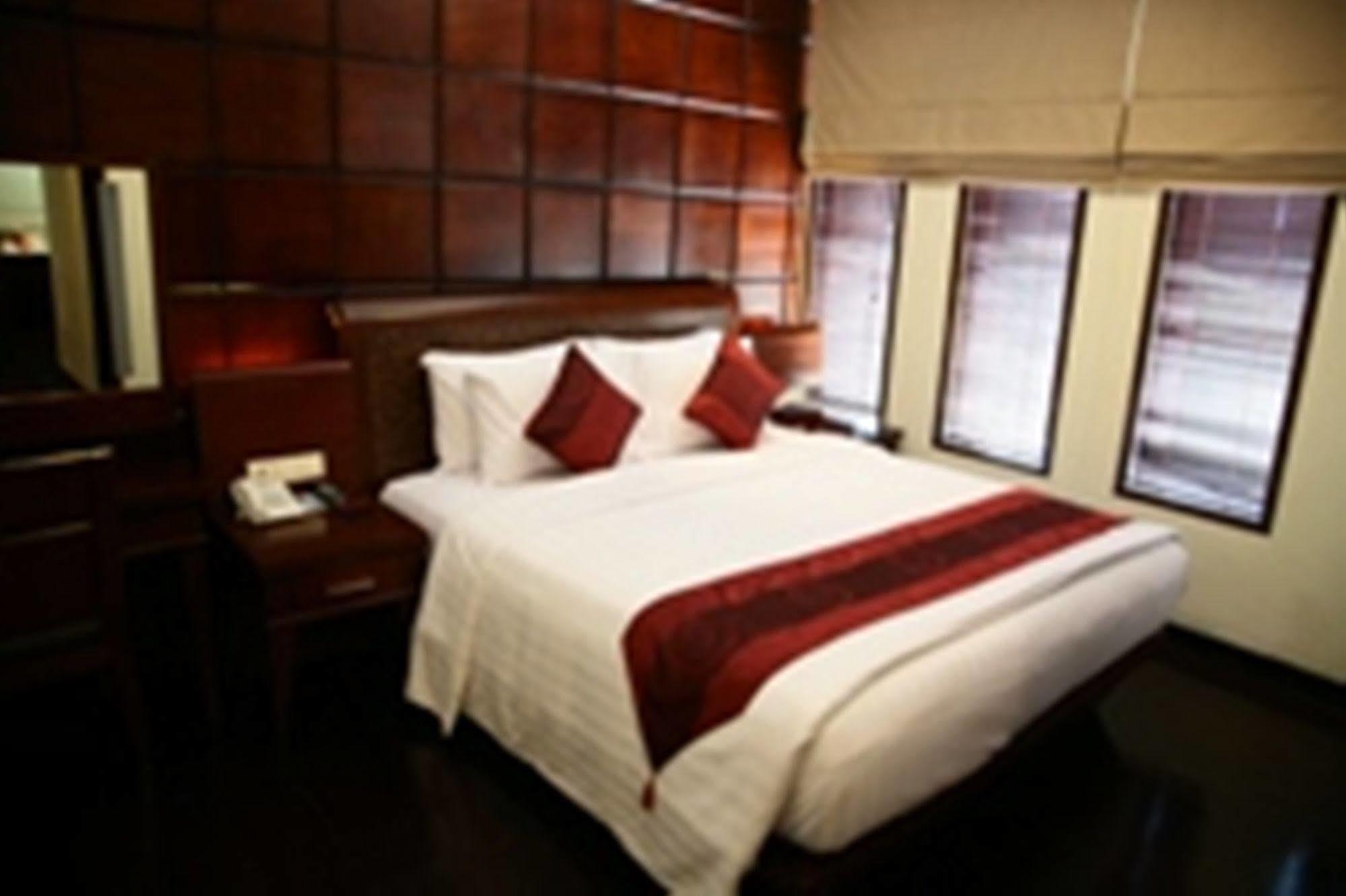 Capital O 2114 Grand Jimbaran Boutique Hotel المظهر الخارجي الصورة