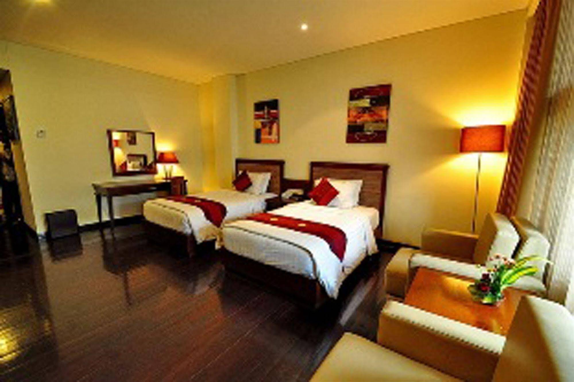 Capital O 2114 Grand Jimbaran Boutique Hotel المظهر الخارجي الصورة